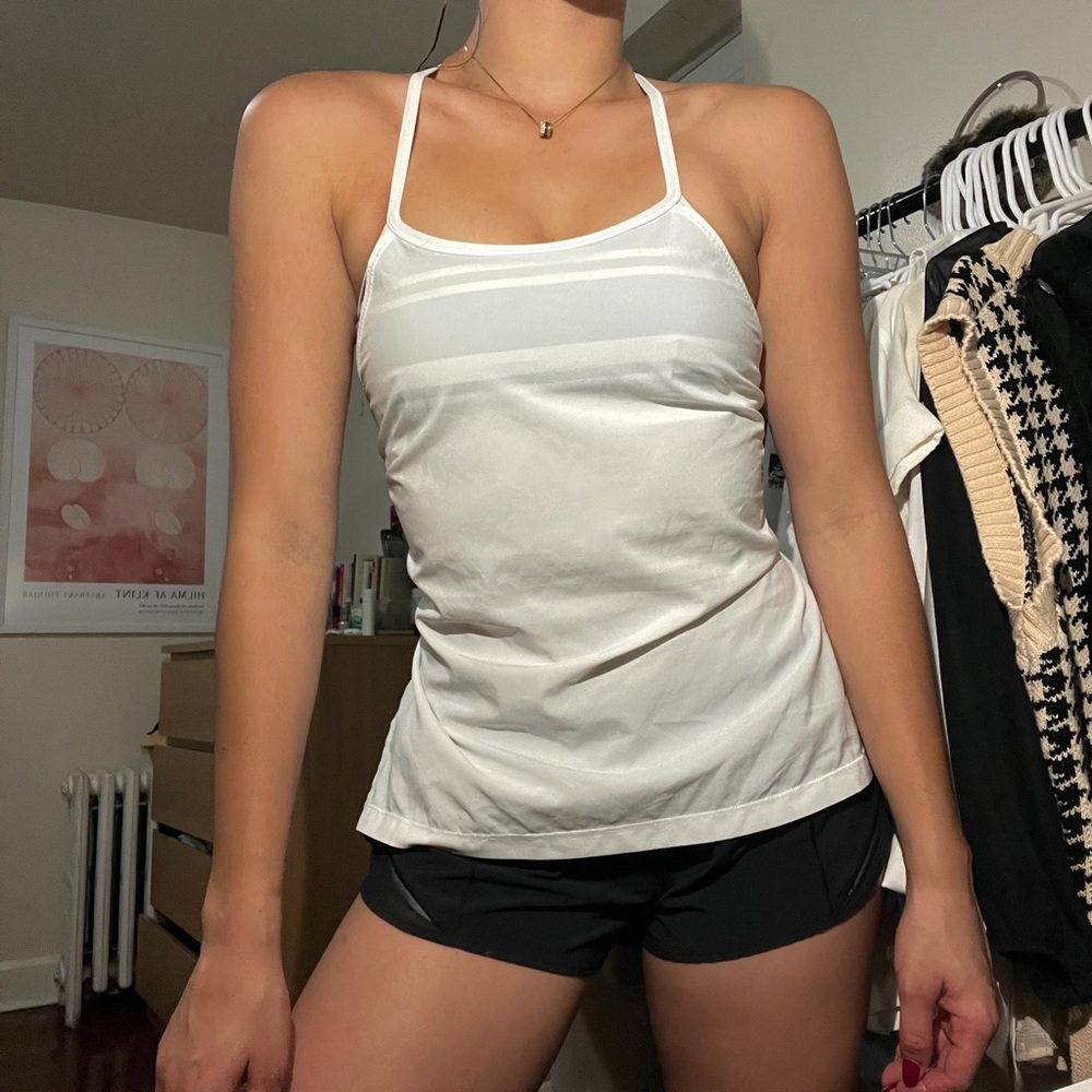 LULULEMON WHITE WORK OUT TANK W BUILT IN SPORTS BRA
